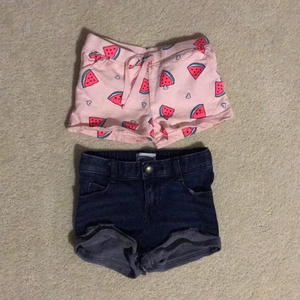 Two pair of 2T shorts - Carter’s & Old Navy